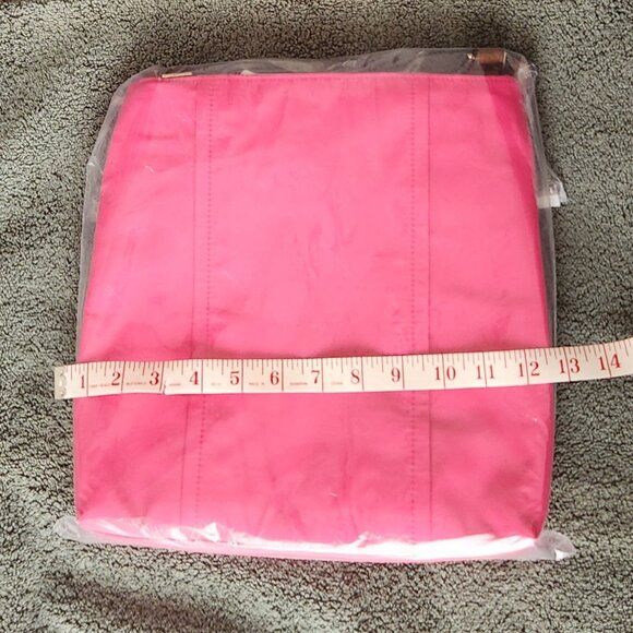 Vera Bradley Crossbody Nylon Bag with Leather Strap in Pink - NWT - Picture 14 of 15